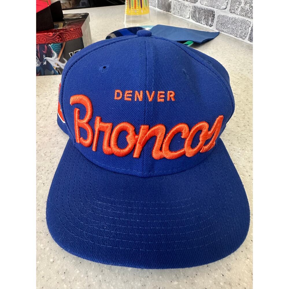 Vintage-Inspired Denver Broncos Snapback – New Era 9FIFTY Throwback Logo Hat